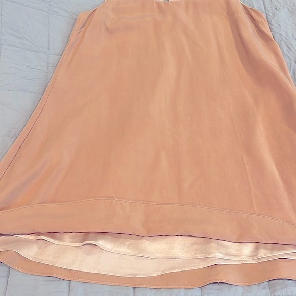 Lovers & Friends Plush Sleeveless dress. Beautiful top. Excellent condition - Picture 7 of 11